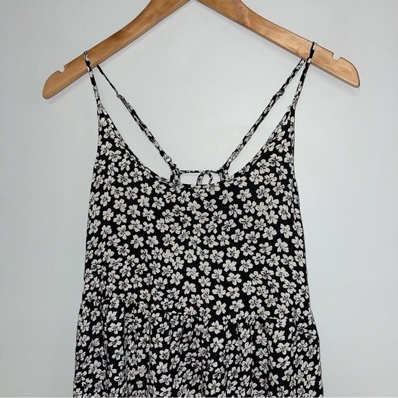 Brandy Melville "Jada" Dress Women's Size  XXS-S Black White Purple Floral Flowy - Picture 3 of 11